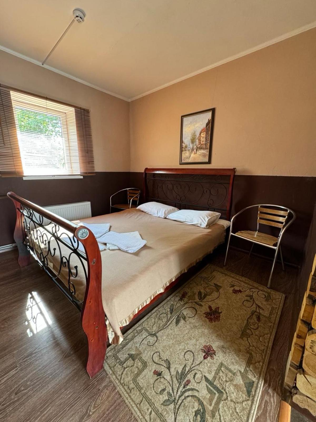 Mayak Resort Kam'yani Potoky Buitenkant foto
