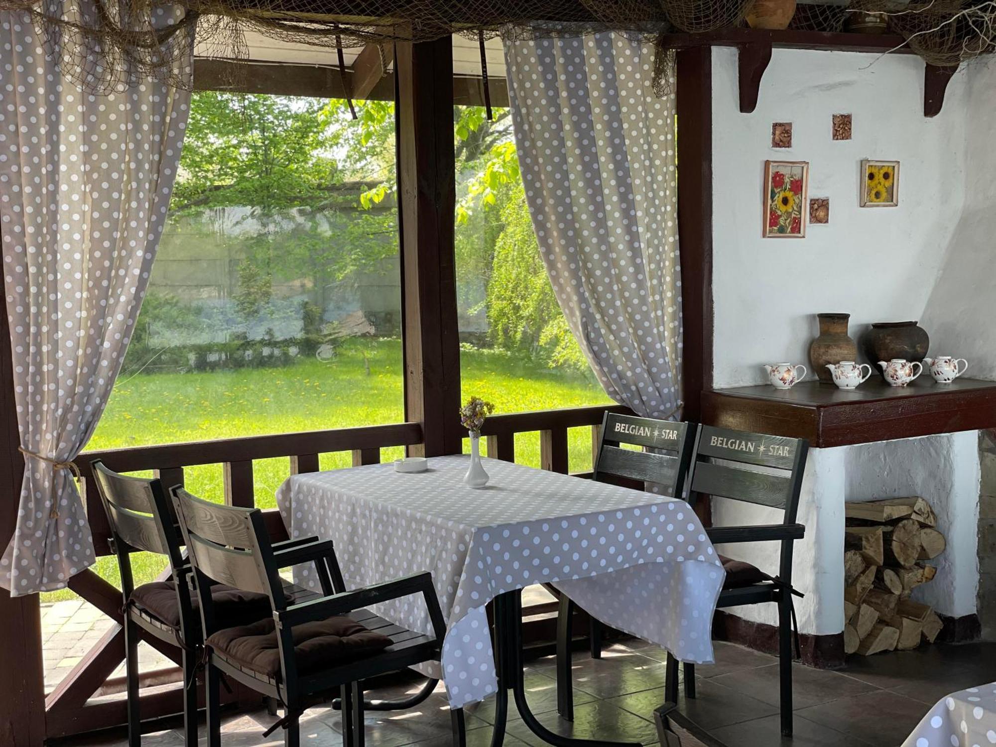 Mayak Resort Kam'yani Potoky Buitenkant foto