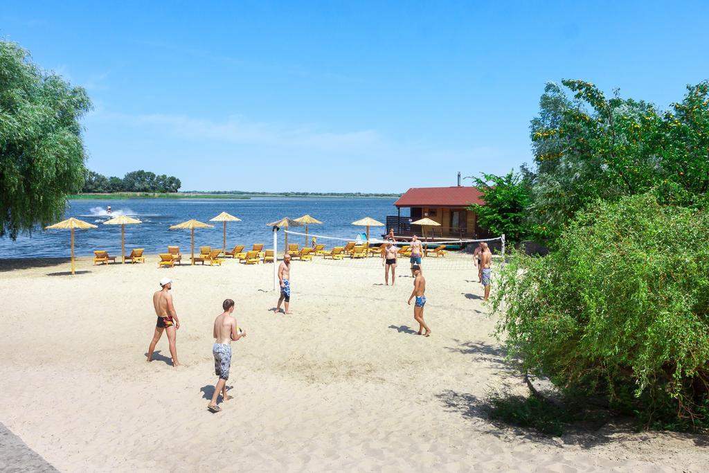 Mayak Resort Kam'yani Potoky Buitenkant foto