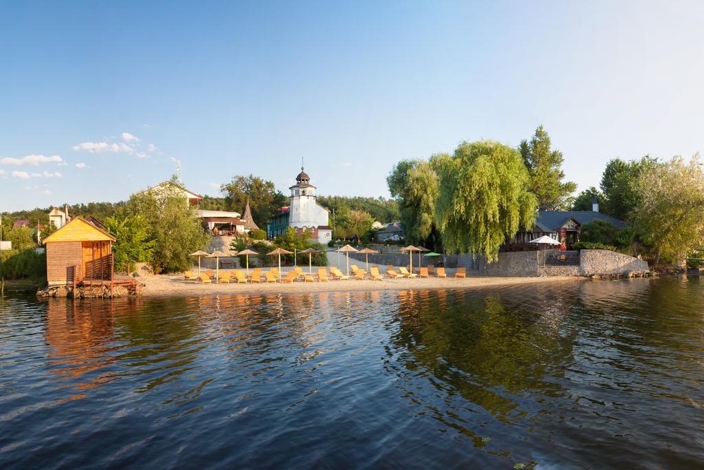 Mayak Resort Kam'yani Potoky Buitenkant foto