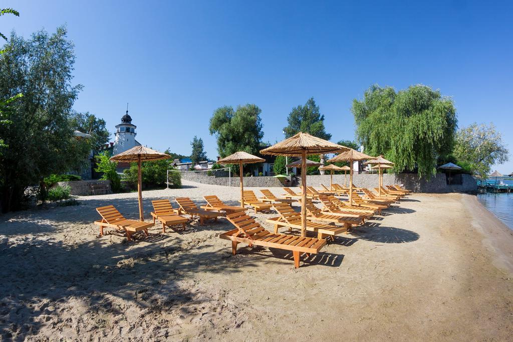 Mayak Resort Kam'yani Potoky Buitenkant foto